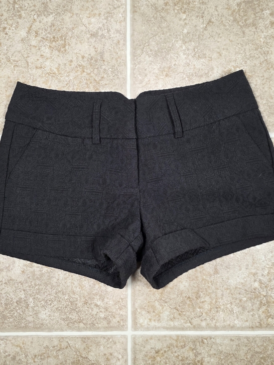 Maurices Pants - Maurice’s Black Textured Tailored Shorts Size 5/6 Y2K